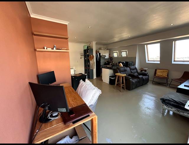 2 bed property to rent in WYNBERG